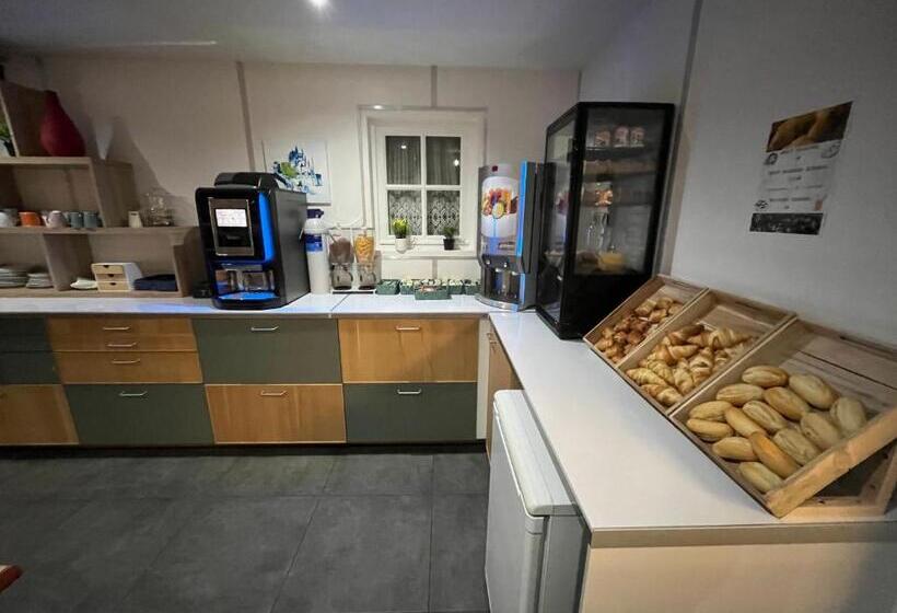 Fasthotel La Roche Sur Yon