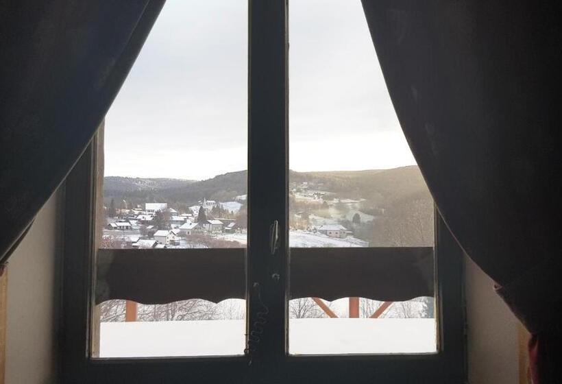 בית מלון כפרי Auberge De Liezey