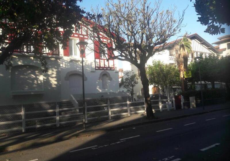 Logis Hotel & Restaurant Bergeret Sport