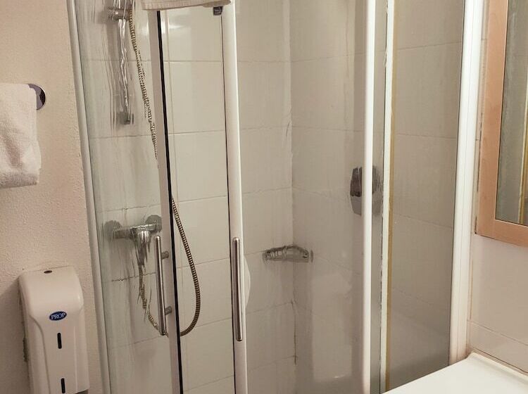 Brit Hotel Essentiel Cahors Nord