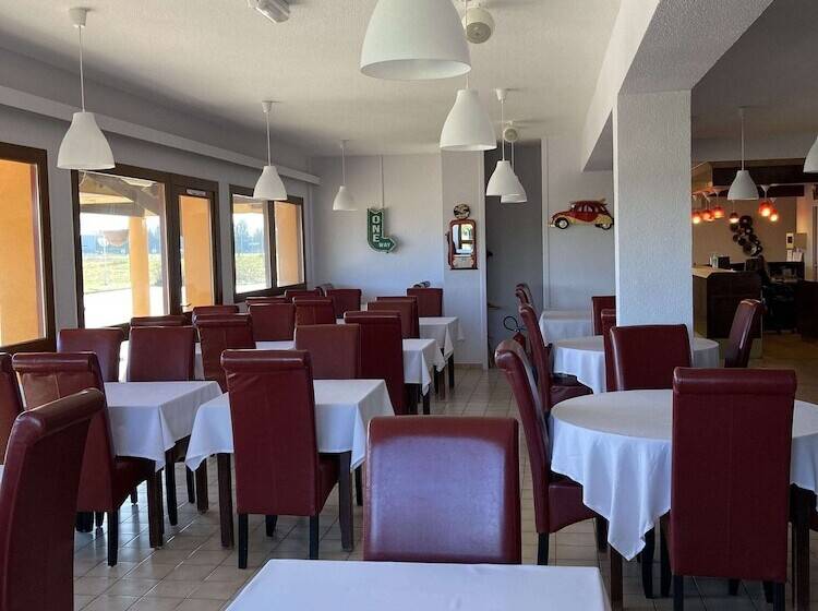 Brit Hotel Essentiel Moulins Avermes