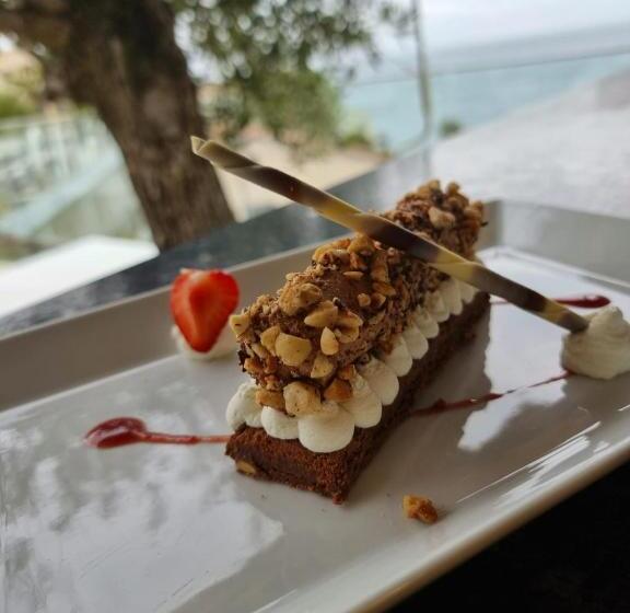 호텔 Calavita Rooftop & Spa