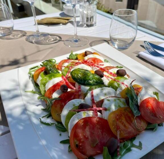 호텔 Calavita Rooftop & Spa