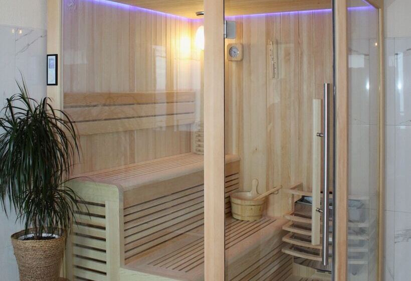 호텔 Calavita Rooftop & Spa