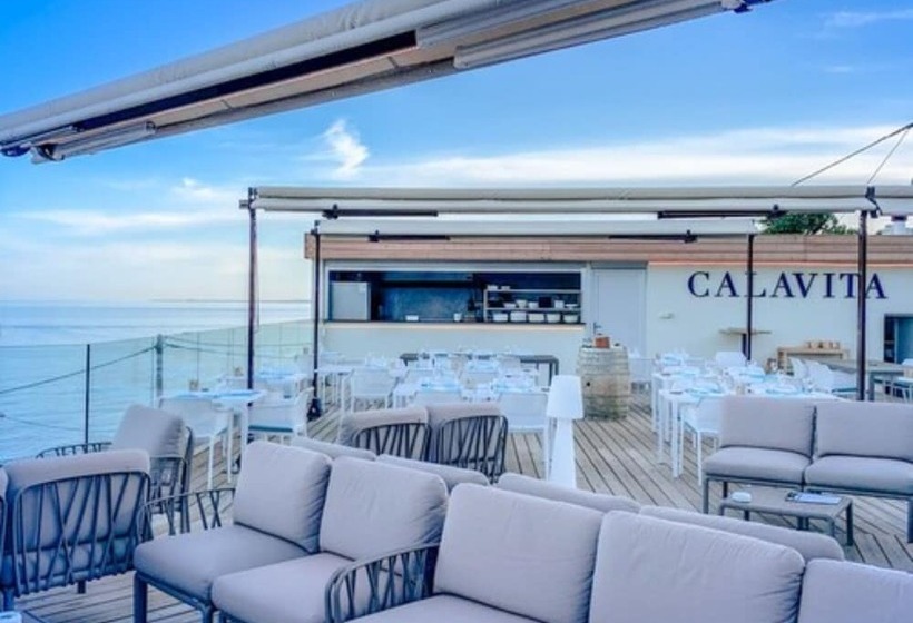 호텔 Calavita Rooftop & Spa