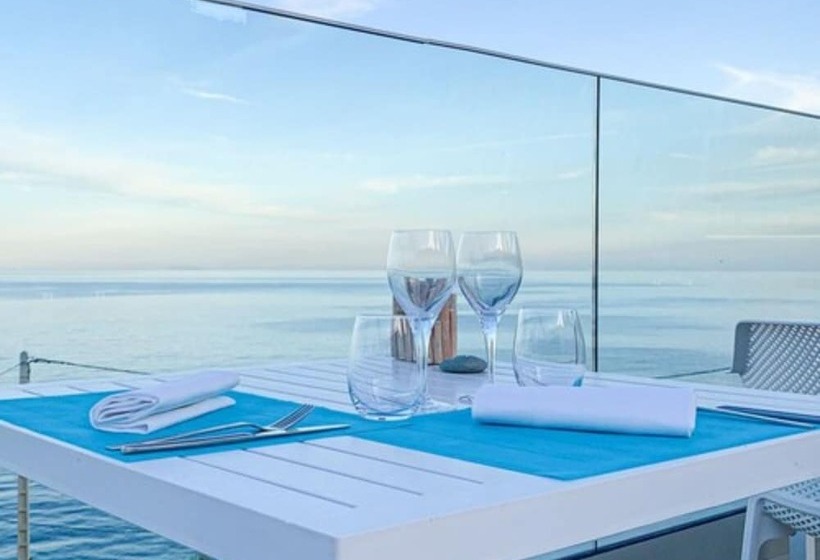 هتل Calavita Rooftop & Spa