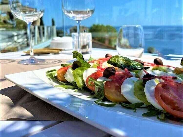 호텔 Calavita Rooftop & Spa