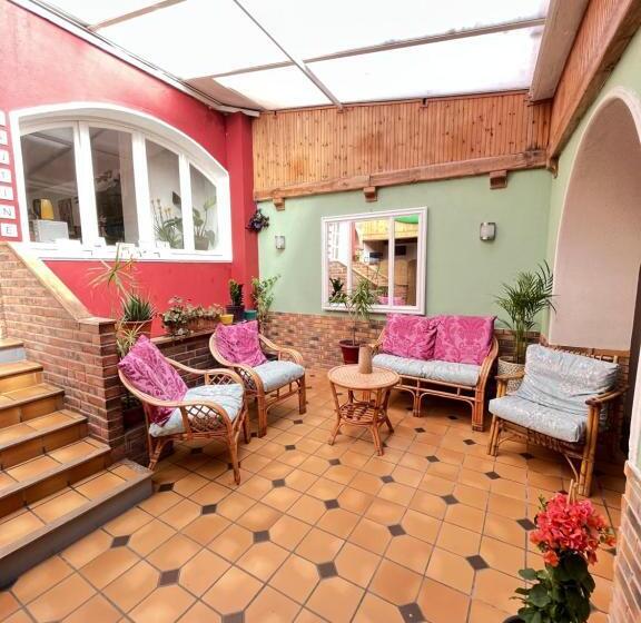 فندق & Cantine De La Plage