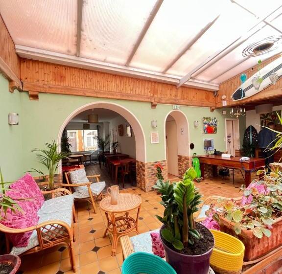 فندق & Cantine De La Plage