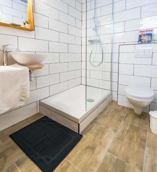 ホテル Chamois Lodge