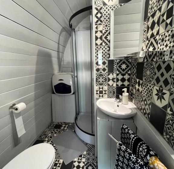 فندق Chateau De Chicamour