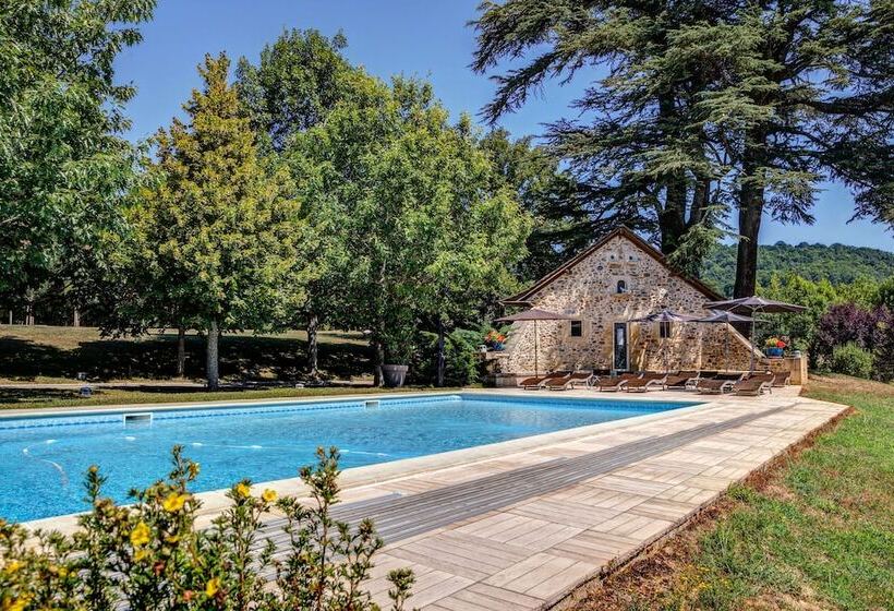 호텔 Château De La Falque, The Originals Relais