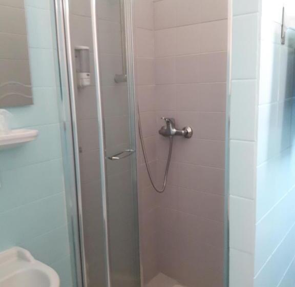 בית מלון כפרי Clair Logis