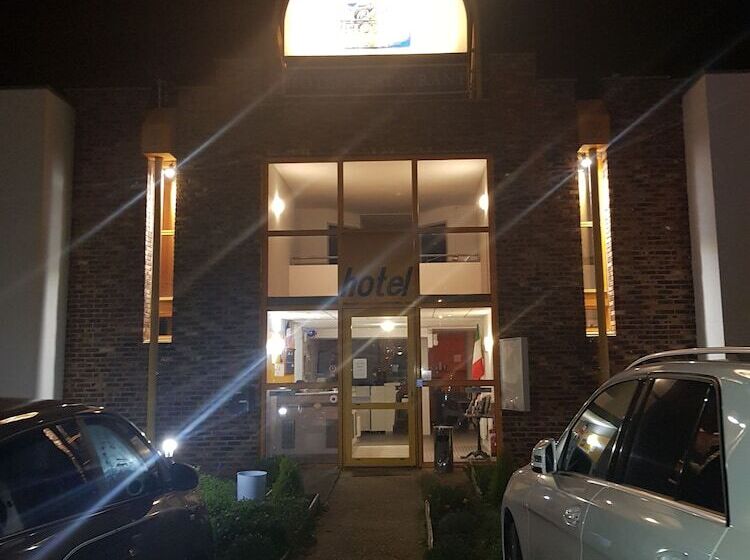 בית מלון כפרי Class Hôtel