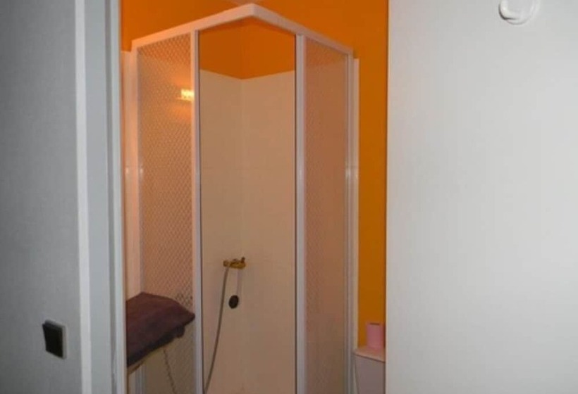 בית מלון כפרי Class Hôtel