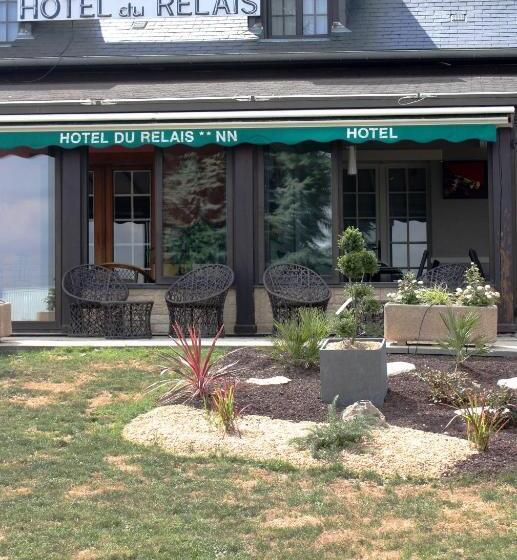 Отель Contact Hôtel Du Relais Thouars