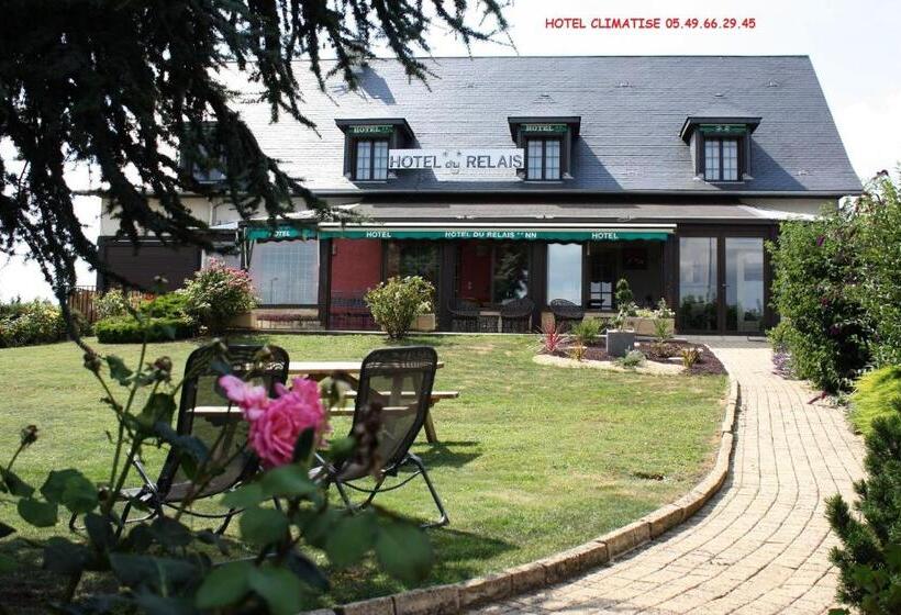 Отель Contact Hôtel Du Relais Thouars