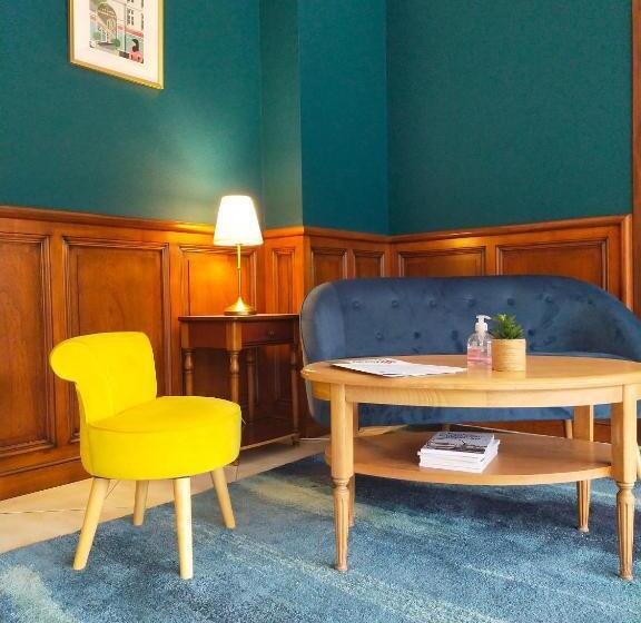 בית מלון כפרי De La Marine