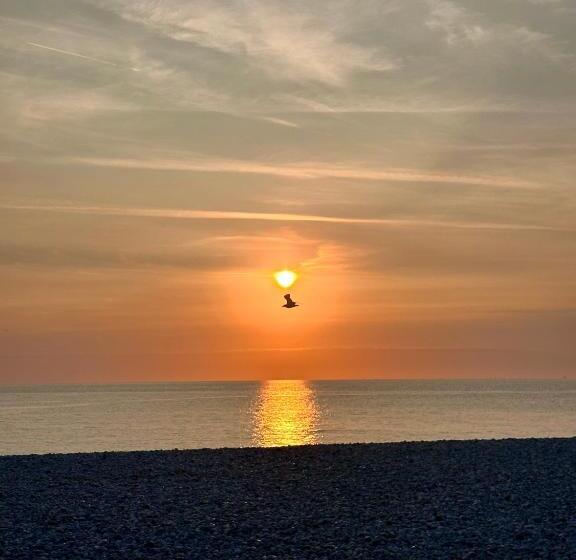 בית מלון כפרי De La Plage