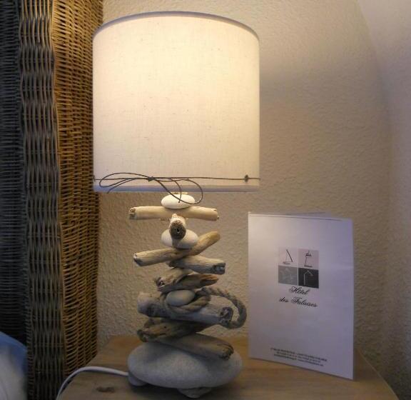 ホテル Des Falaises