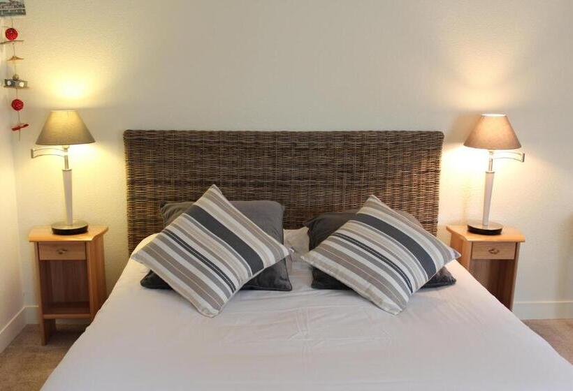 ホテル Des Falaises