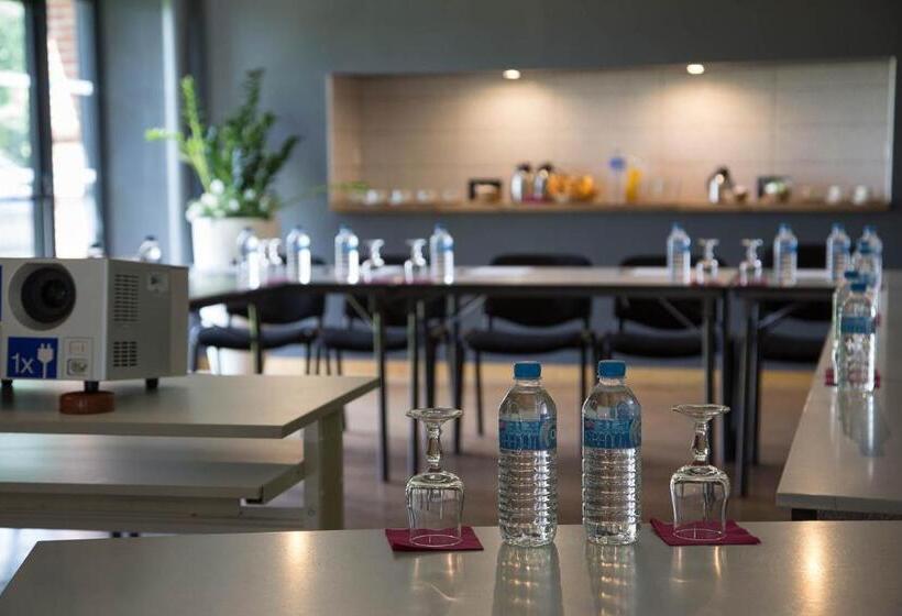 호텔 Domaine De Garabaud