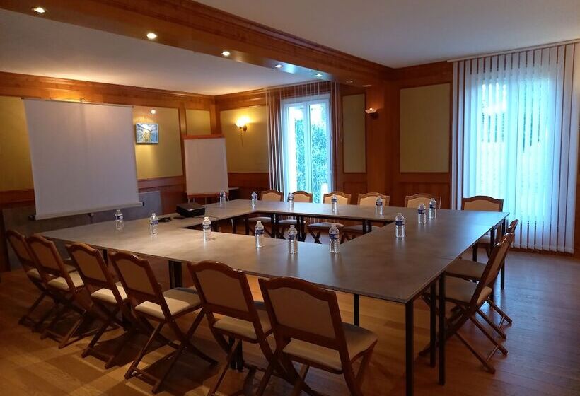 酒店 Domaine De L Echassier, The Originals Relais