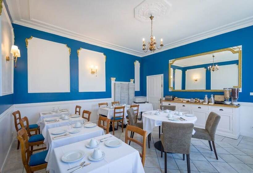 בית מלון כפרי Domaine De Presle Saumur, The Originals Relais