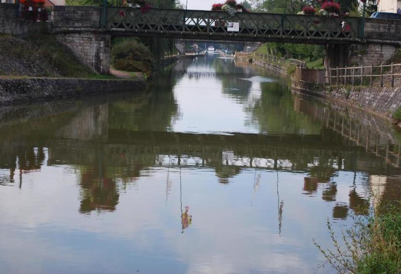 فندق Entre Mer Et Montagne