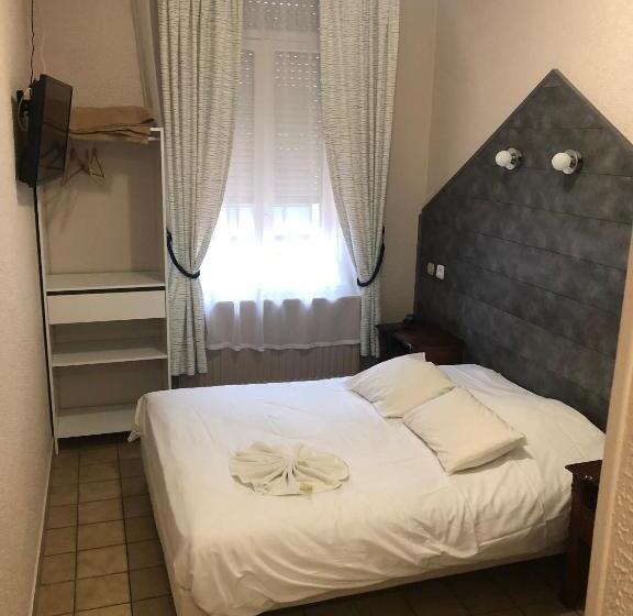 בית מלון כפרי Escal Hôtel