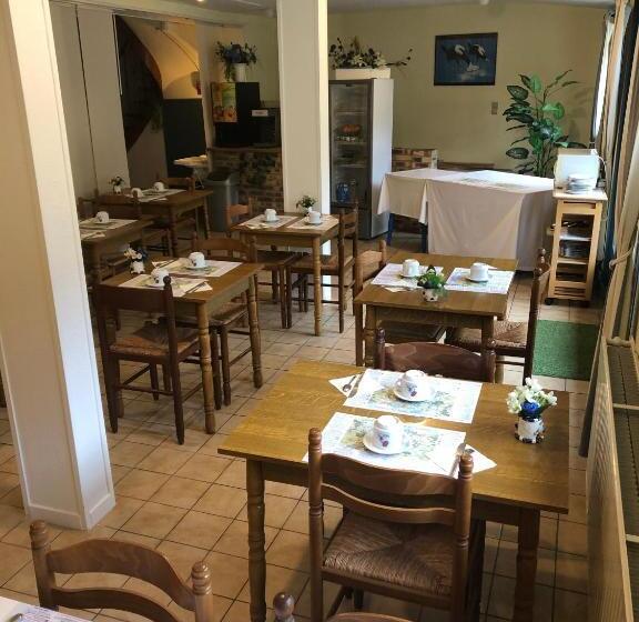 בית מלון כפרי Escal Hôtel