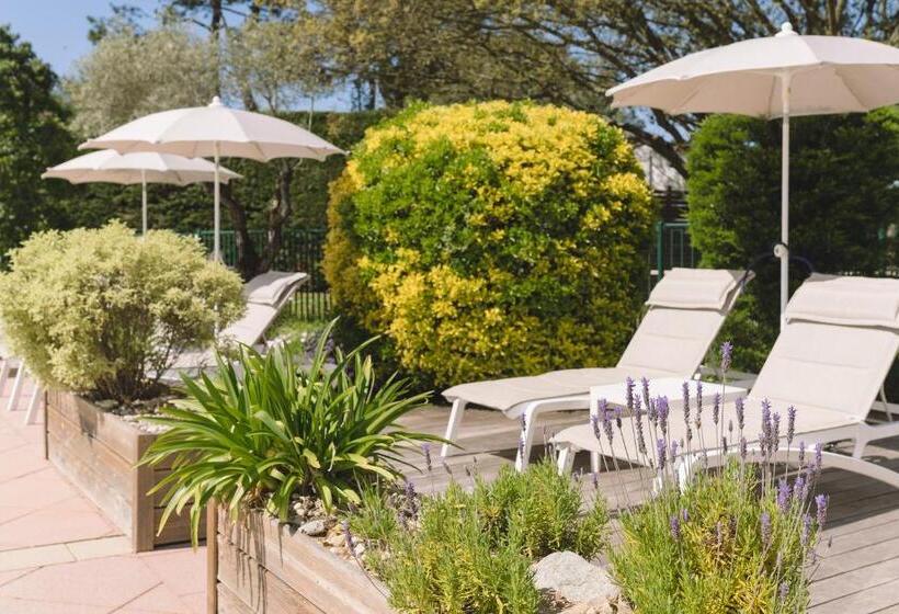 Отель Fleur De Sel