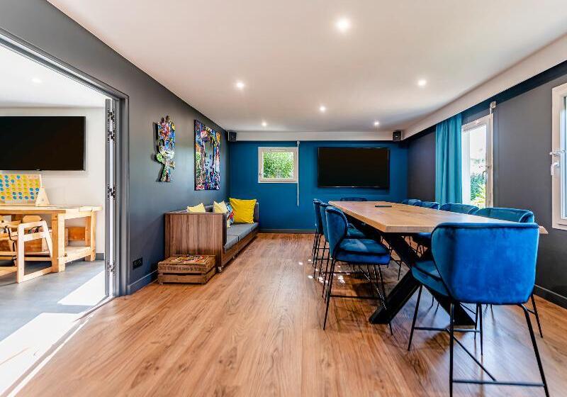Greet Hotel Bordeaux Floirac Arena