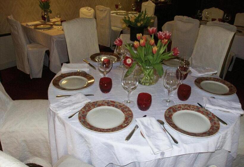 فندق Hostellerie Du Beffroy