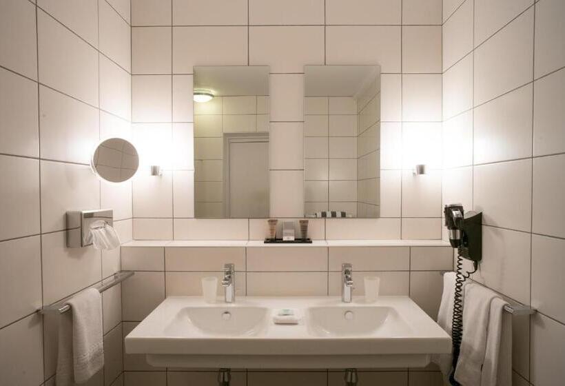 فندق Hôtel   Spa Les Corderies