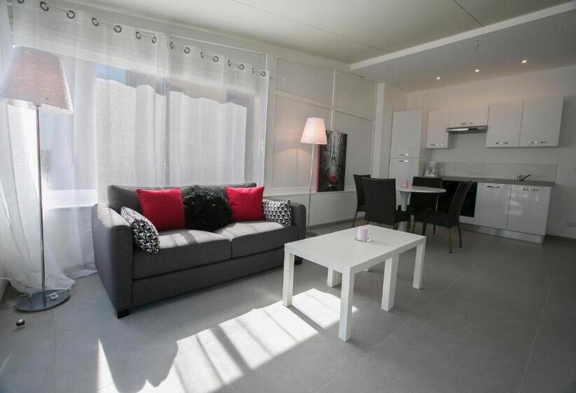 Le Grand Large Bord De Mer Hotel & Appartements