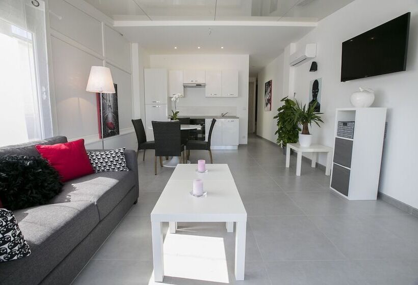 Le Grand Large Bord De Mer Hotel & Appartements