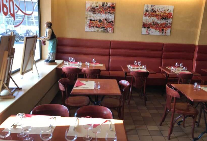 호텔 Hôtel Café Du Palais