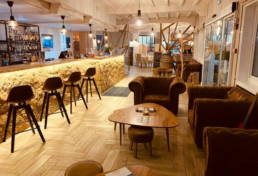 هتل Calavita Rooftop & Spa