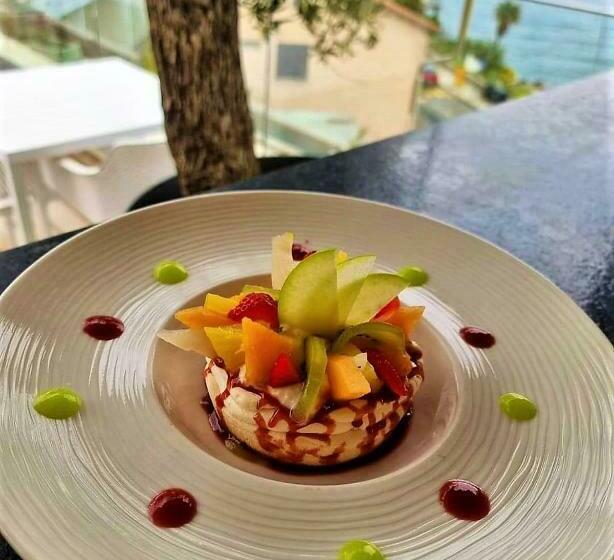 هتل Calavita Rooftop & Spa