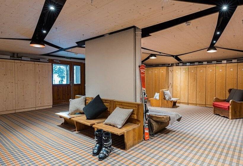 فندق Hôtel Carlina By Les Etincelles