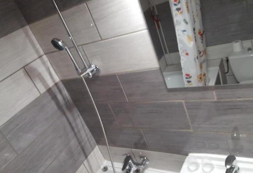 호텔 Hôtel Confort