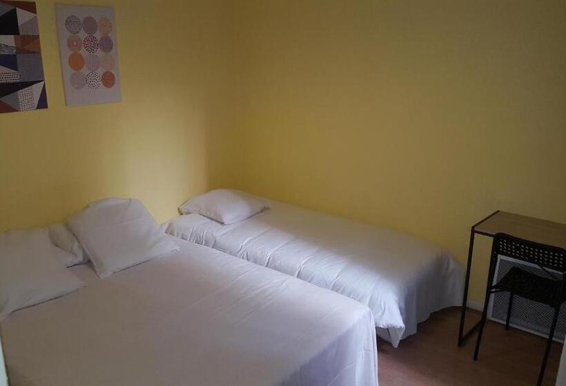 هتل Hôtel Confort