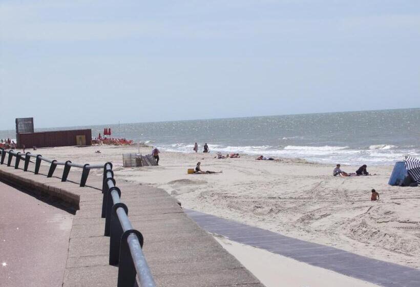 Отель Hôtel De Charme Equinoxe