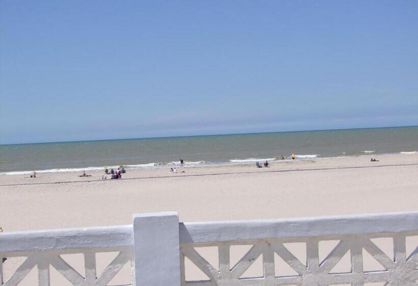 Отель Hôtel De Charme Equinoxe