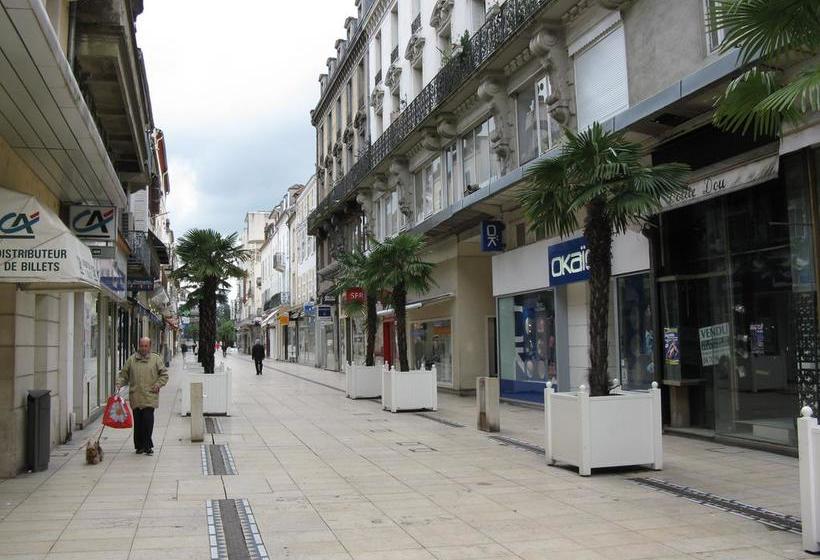 בית מלון כפרי De Naples