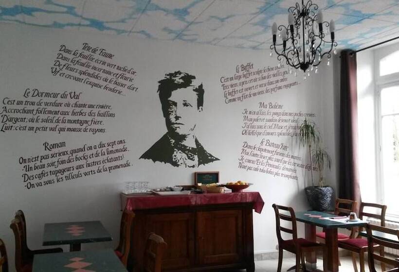 Отель Hôtel De Paris