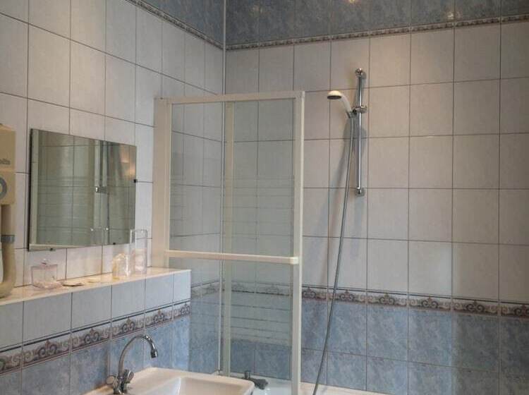 هتل Hôtel De Paris