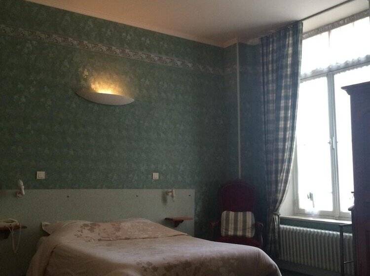 Отель Hôtel De Paris