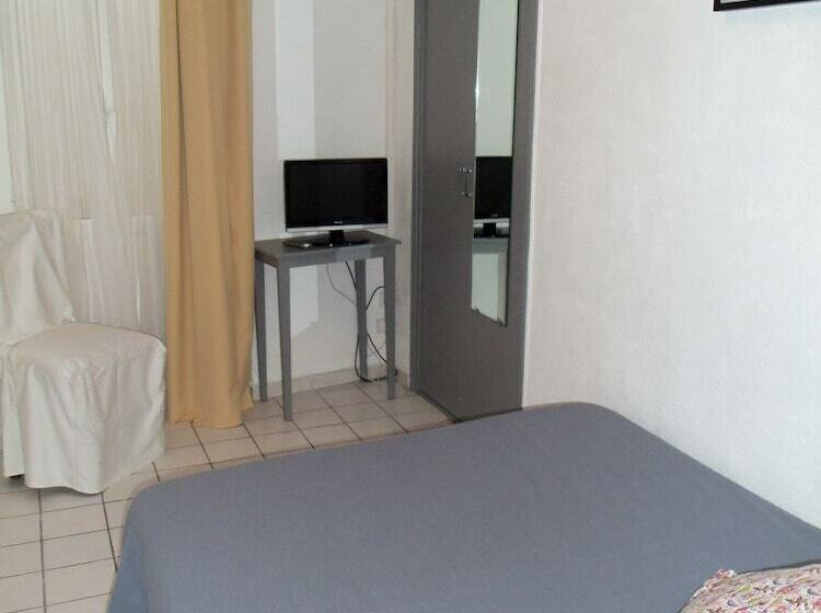 هتل Hôtel Du Musée